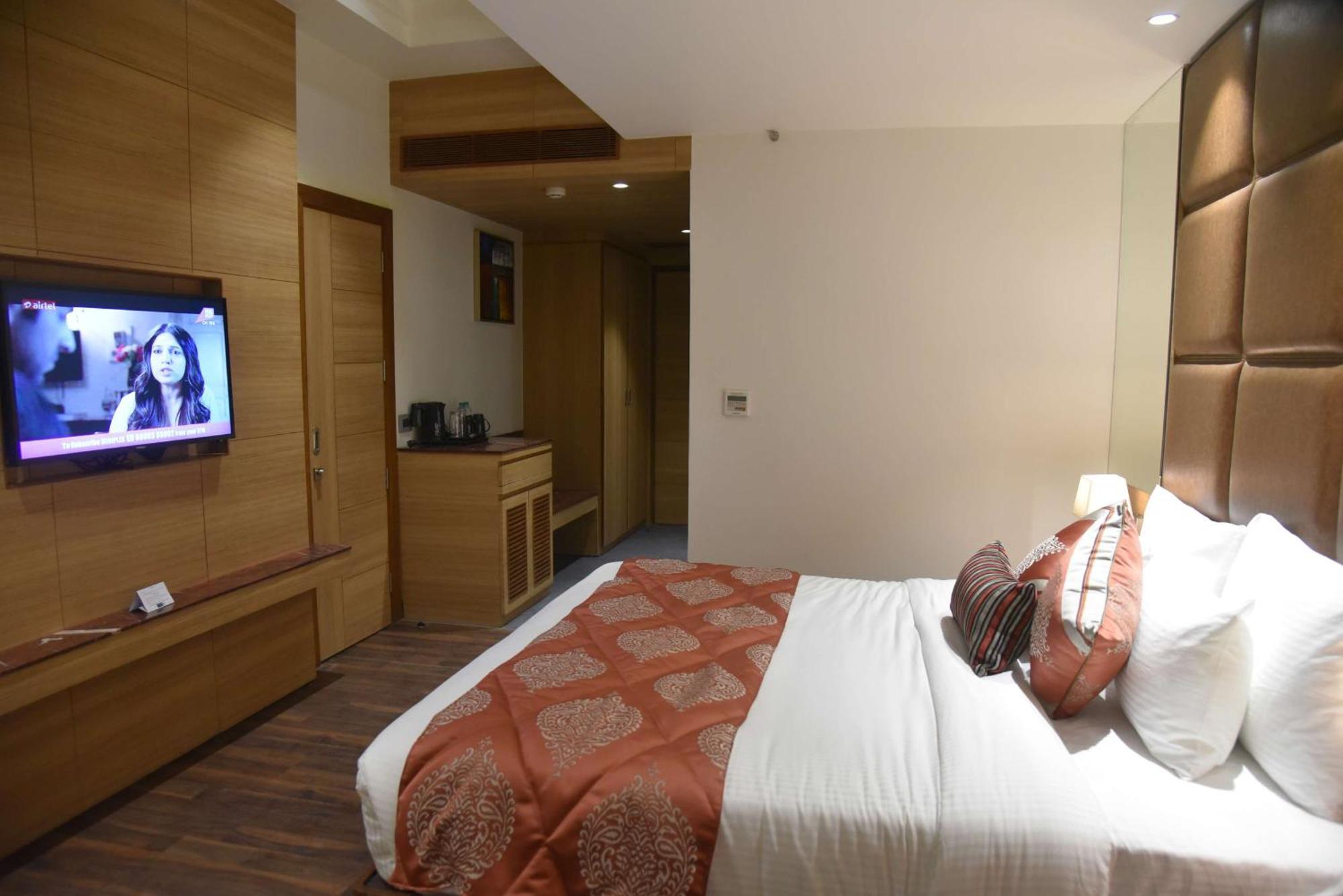 Best Western La Vista Pathankot Pathānkot Exterior foto