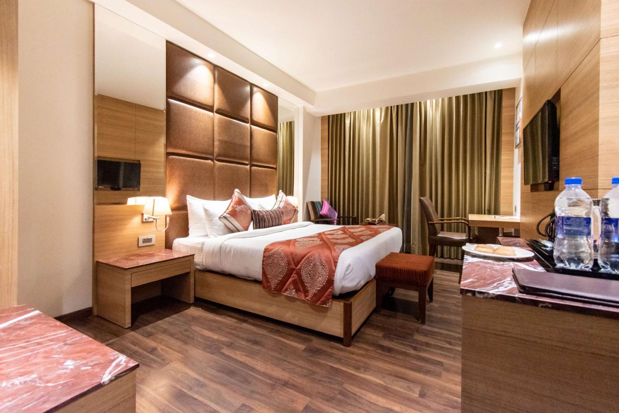 Best Western La Vista Pathankot Pathānkot Exterior foto