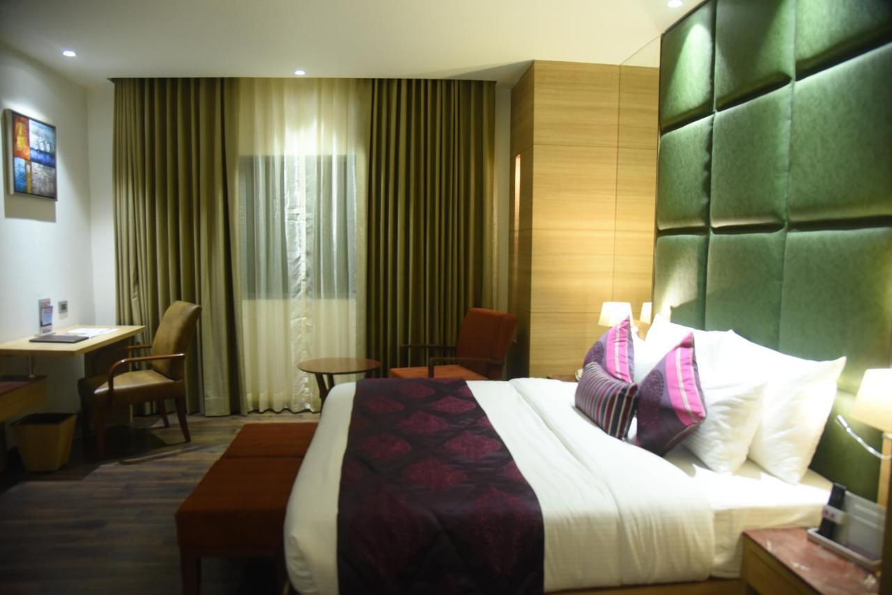 Best Western La Vista Pathankot Pathānkot Exterior foto