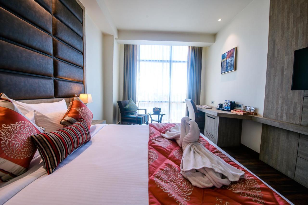 Best Western La Vista Pathankot Pathānkot Exterior foto